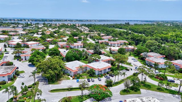 2600 SE Ocean Boulevard X14, Stuart, FL 34996