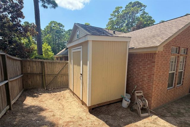 13934 Dolphin Drive, Willis, TX 77318