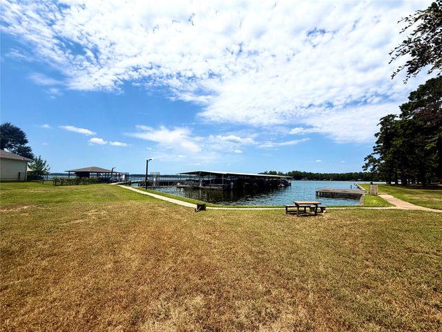 13934 Dolphin Drive, Willis, TX 77318
