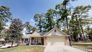 13934 Dolphin Drive, Willis, TX 77318