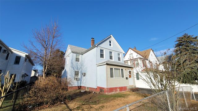 243 Allen Street, Lawrence, NY 11559