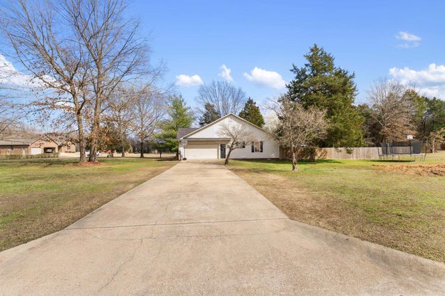 180 Contemporary Drive, Mountain Home, AR 72653