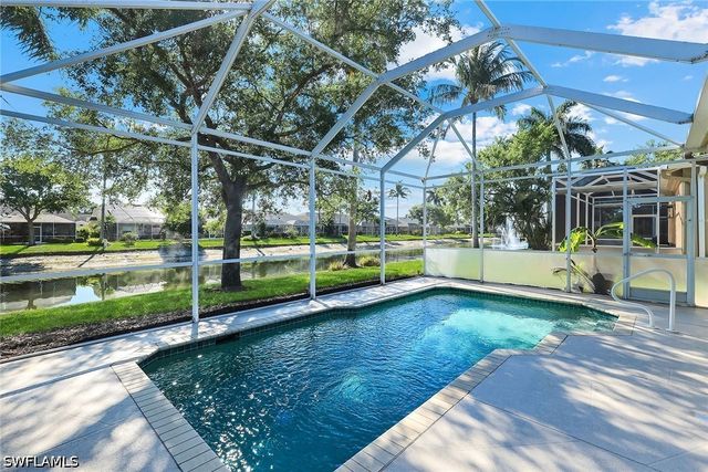 8616 Ibis Cove CIR, Naples, FL 34119