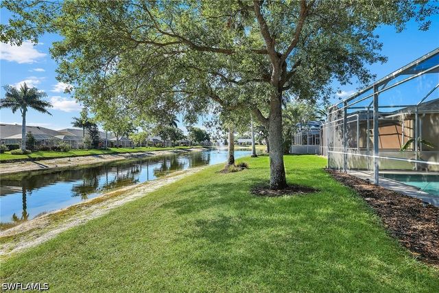 8616 Ibis Cove CIR, Naples, FL 34119