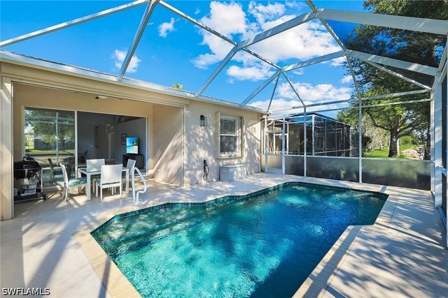 8616 Ibis Cove CIR, Naples, FL 34119