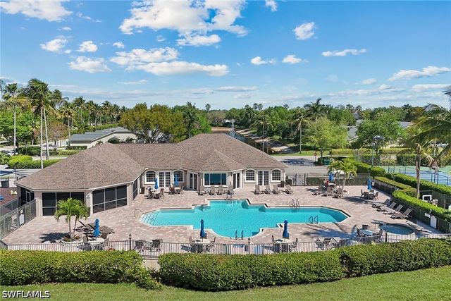 8616 Ibis Cove CIR, Naples, FL 34119