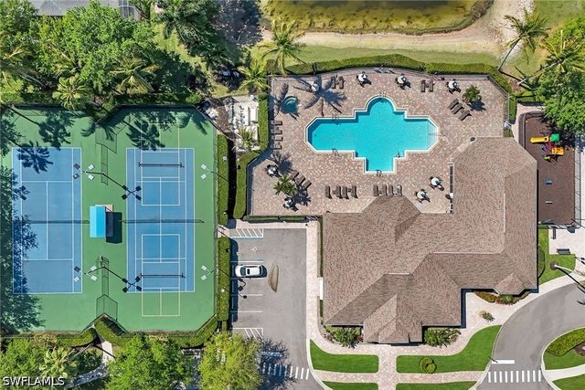 8616 Ibis Cove CIR, Naples, FL 34119