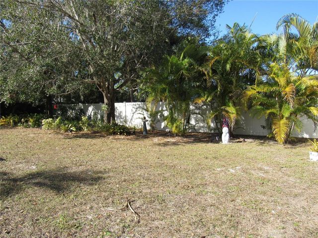 3710 COQUINA AVENUE, North Port, FL 34286