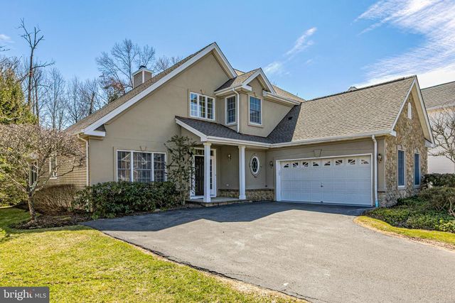 15 BETHPAGE DR, Skillman, NJ 08558