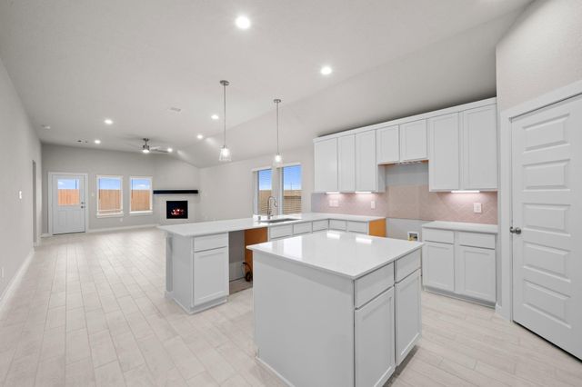 1739 Pecan Woods Lane, Conroe, TX 77301