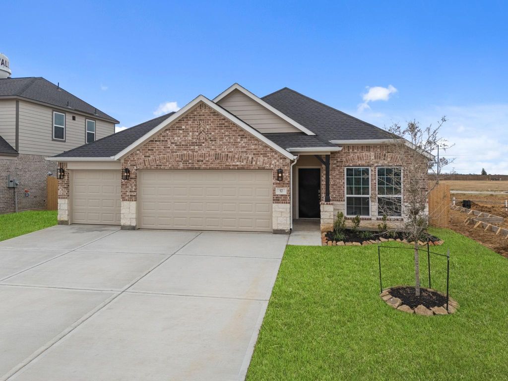1739 Pecan Woods Lane, Conroe, TX 77301