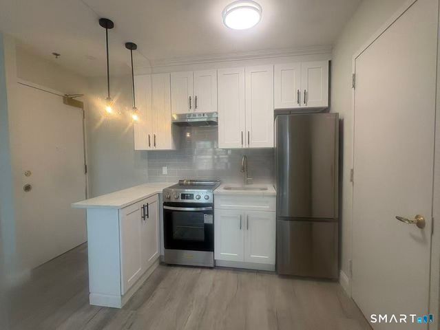 59 Courtland Avenue 2T, Stamford, CT 06902