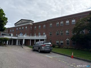 59 Courtland Avenue 2T, Stamford, CT 06902
