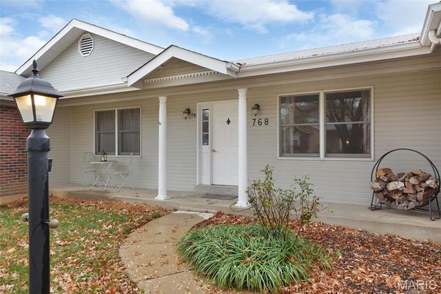 768 Cedar Glen Drive, Weldon Spring, MO 63304