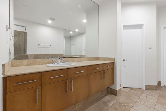 1016 Liberty Street 3, Dallas, TX 75204