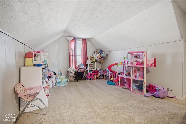 8527 S 500 W, Edinburgh, IN 46124