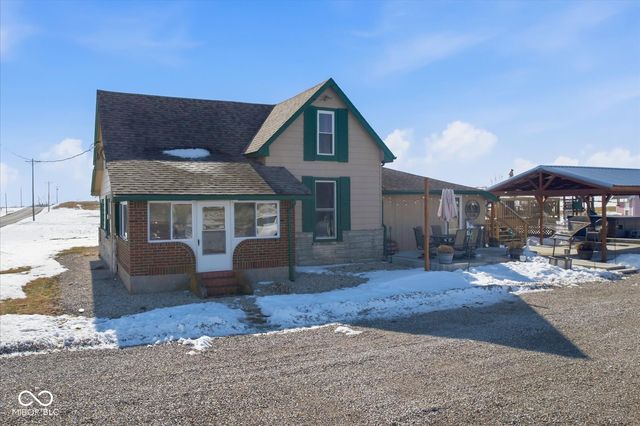 8527 S 500 W, Edinburgh, IN 46124