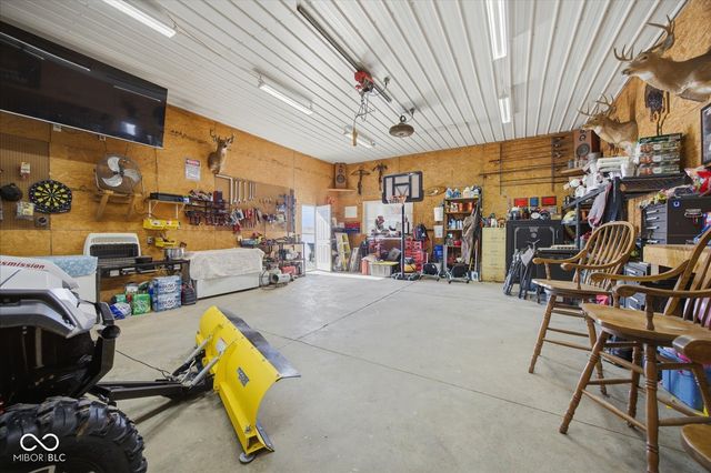 8527 S 500 W, Edinburgh, IN 46124