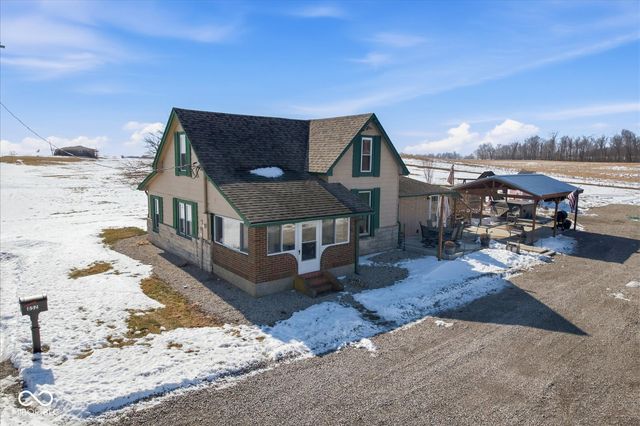 8527 S 500 W, Edinburgh, IN 46124