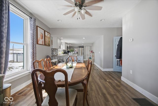 8527 S 500 W, Edinburgh, IN 46124