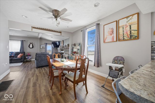 8527 S 500 W, Edinburgh, IN 46124
