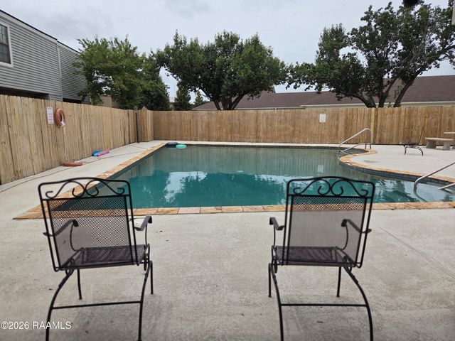 100 Winchester Drive 604, Lafayette, LA 70506