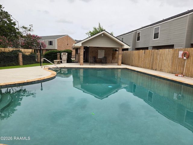 100 Winchester Drive 604, Lafayette, LA 70506