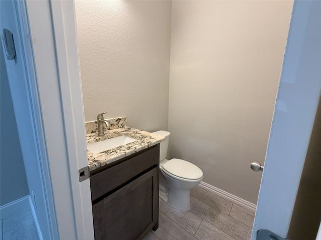 1007 legend Avenue, Bonham, TX 75418