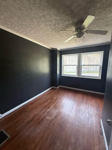 2438 Duck Creek Road, Cincinnati, OH 45212
