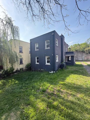 2438 Duck Creek Road, Cincinnati, OH 45212