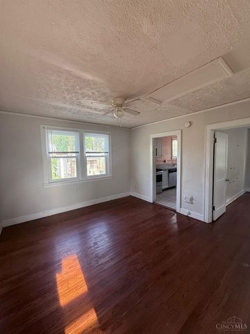 2438 Duck Creek Road, Cincinnati, OH 45212