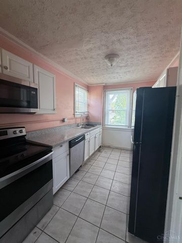 2438 Duck Creek Road, Cincinnati, OH 45212