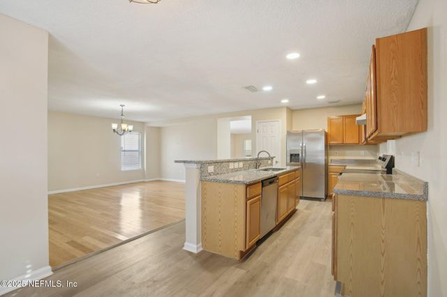 2346 ADAMS LAKE Boulevard, Jacksonville, FL 32221