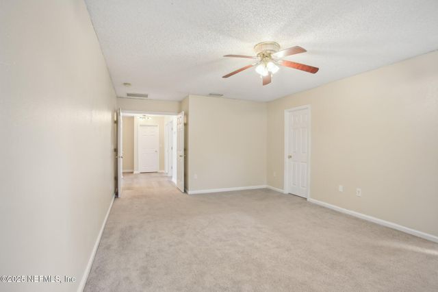2346 ADAMS LAKE Boulevard, Jacksonville, FL 32221