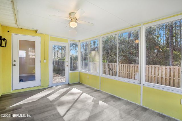 2346 ADAMS LAKE Boulevard, Jacksonville, FL 32221