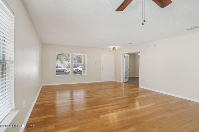 2346 ADAMS LAKE Boulevard, Jacksonville, FL 32221