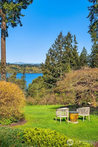 12423 SW 151st St, Vashon, WA 98070