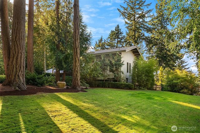 12423 SW 151st St, Vashon, WA 98070
