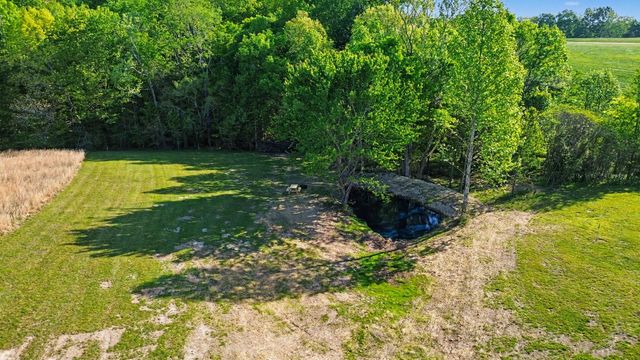 1854 Lafayette Rd, Red Boiling Springs, TN 37150