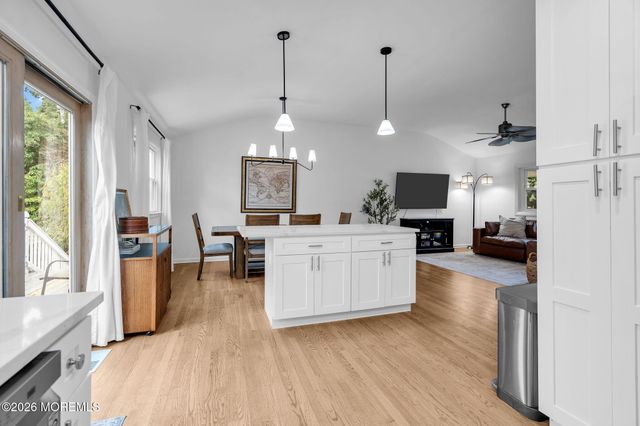 9 Kensington Drive, Howell, NJ 07731