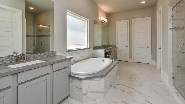 3919 Pinecrest Peak Drive, Spring, TX 77386