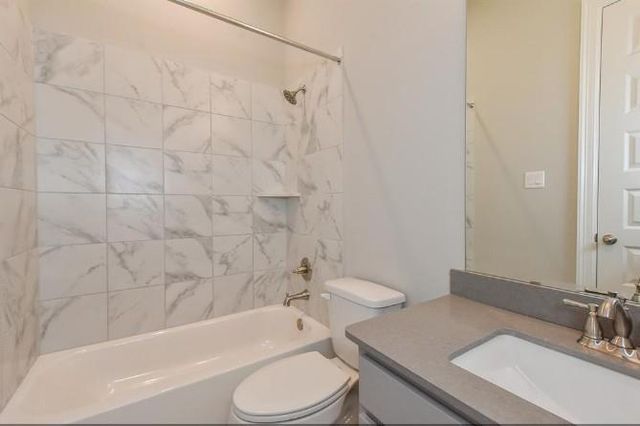 3919 Pinecrest Peak Drive, Spring, TX 77386