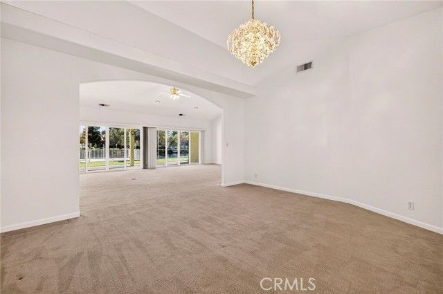 39 Edgewater Ct, Chico, CA 95928