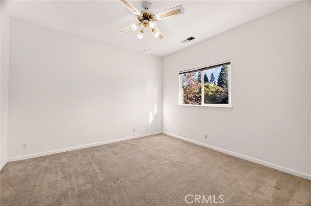 39 Edgewater Ct, Chico, CA 95928