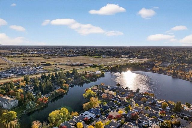 39 Edgewater Ct, Chico, CA 95928