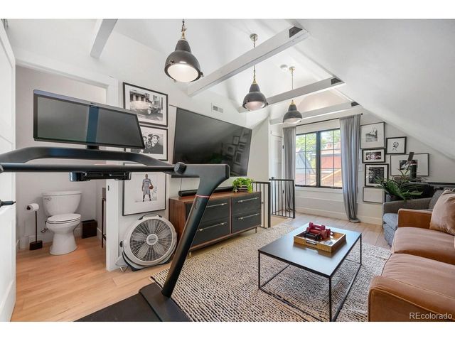 1617 S Pennsylvania St, Denver, CO 80210