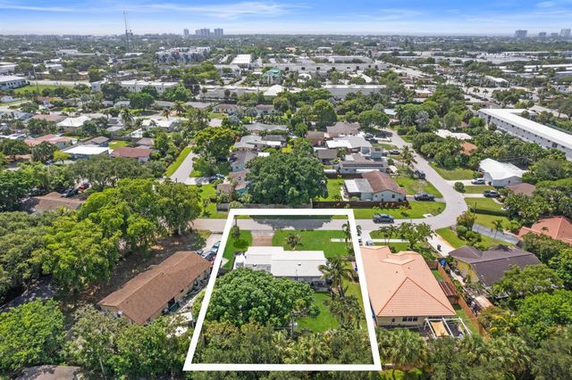 2175 NW 3rd Court, Boca Raton, FL 33431