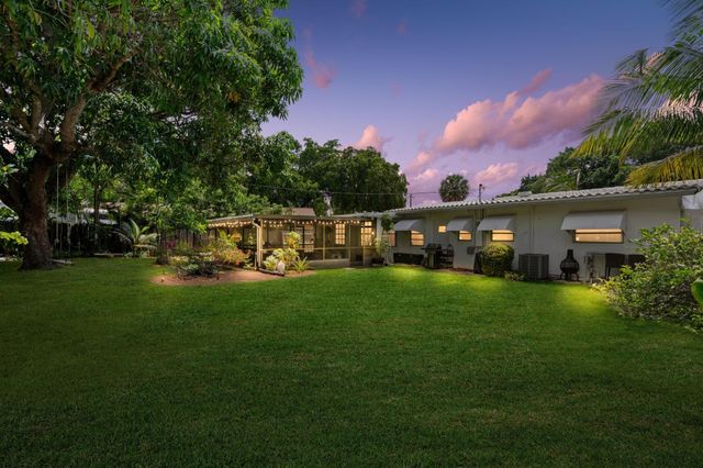 2175 NW 3rd Court, Boca Raton, FL 33431