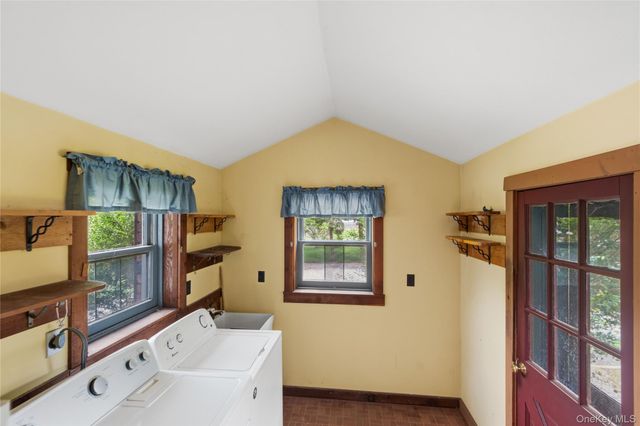 4 Russett Lane, Great River, NY 11739