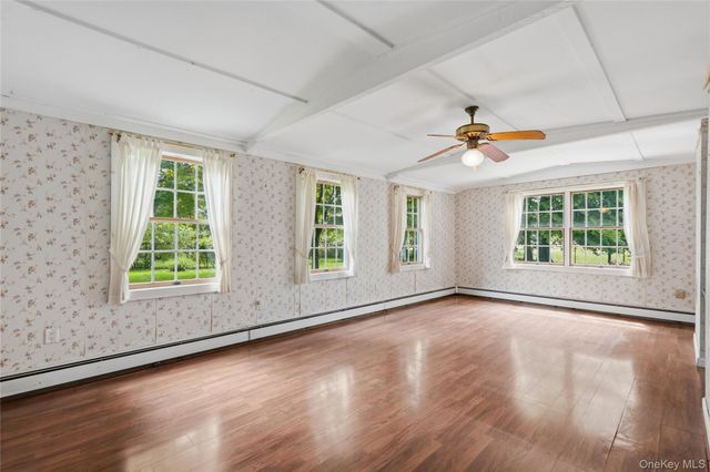 4 Russett Lane, Great River, NY 11739